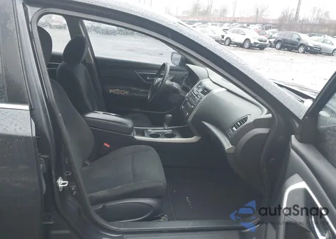 2015 Nissan Altima 2.5 S from USA, damaged, VIN 1N4AL3AP2FC453901